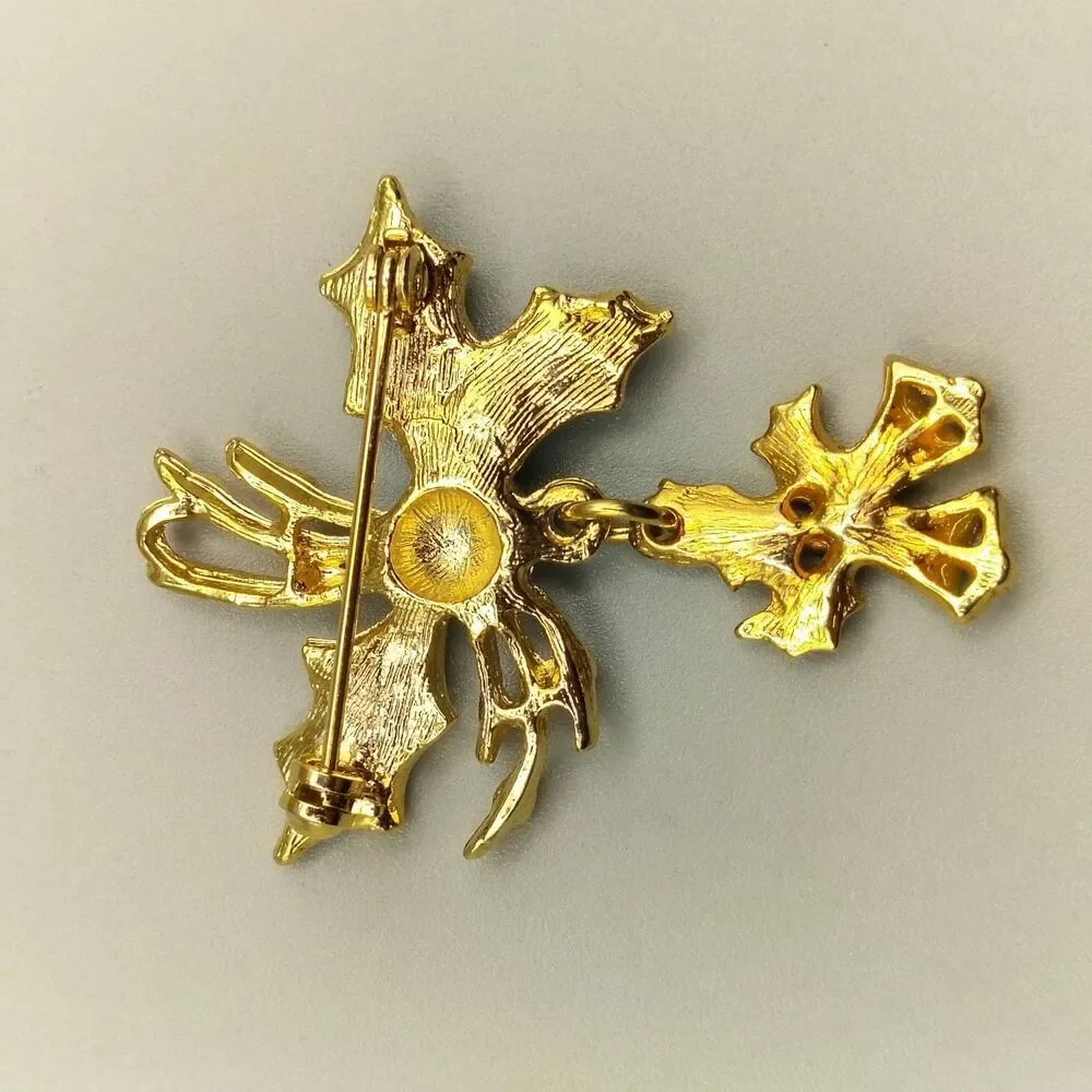Holly Berry Dangle Bells Pin Brooch Jeweled Gold Tone Enamel Vintage